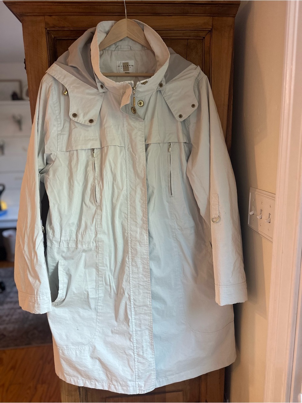 Gallery Woman 2X lightweight hooded utility/trench-style jacket